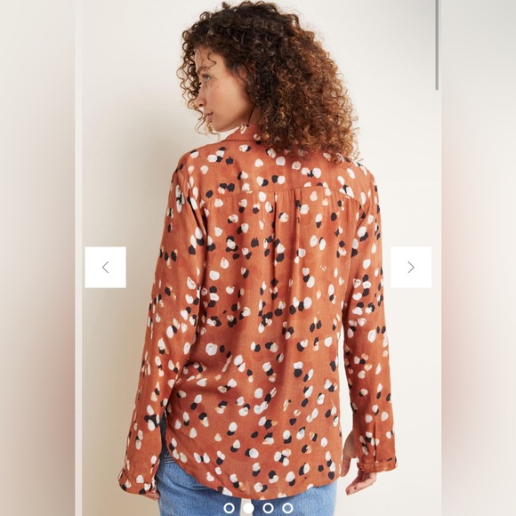 Cloth & Stone pattern button down long sleeve top. SZ Large - Picture 4 of 10